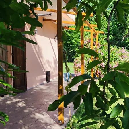 Апарт-отель Le Marche 3*